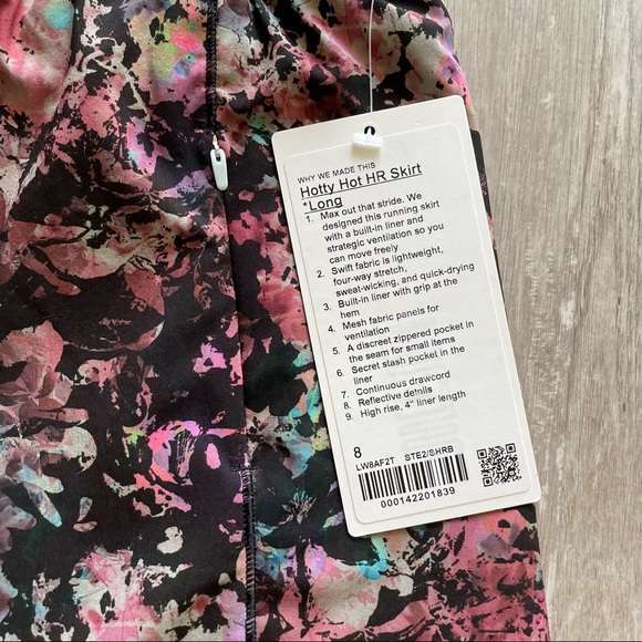 Lululemon Hotty Hot High-Rise Skirt LONG - Stencil Blossom Red Multi - Picture 4 of 9